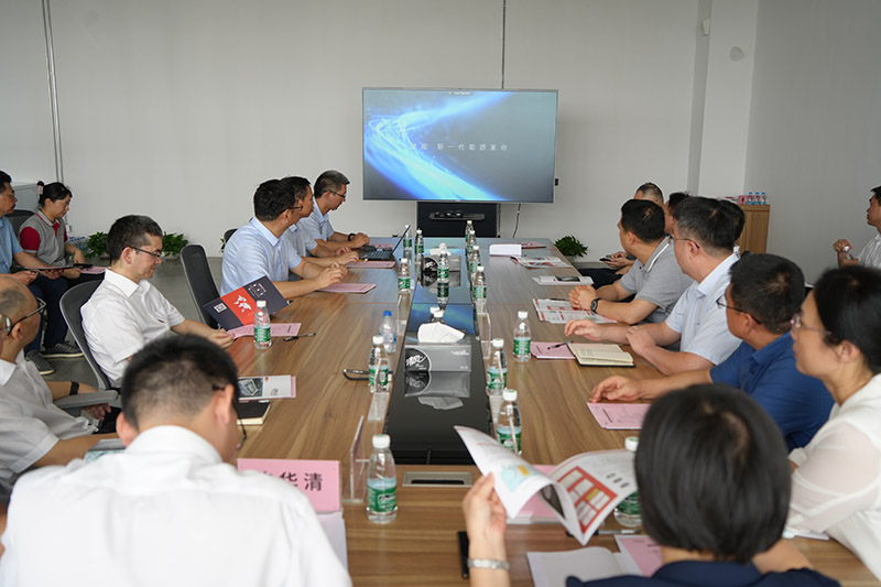 阳江市委副书记、市长余金富一行考察调研希倍优氢能